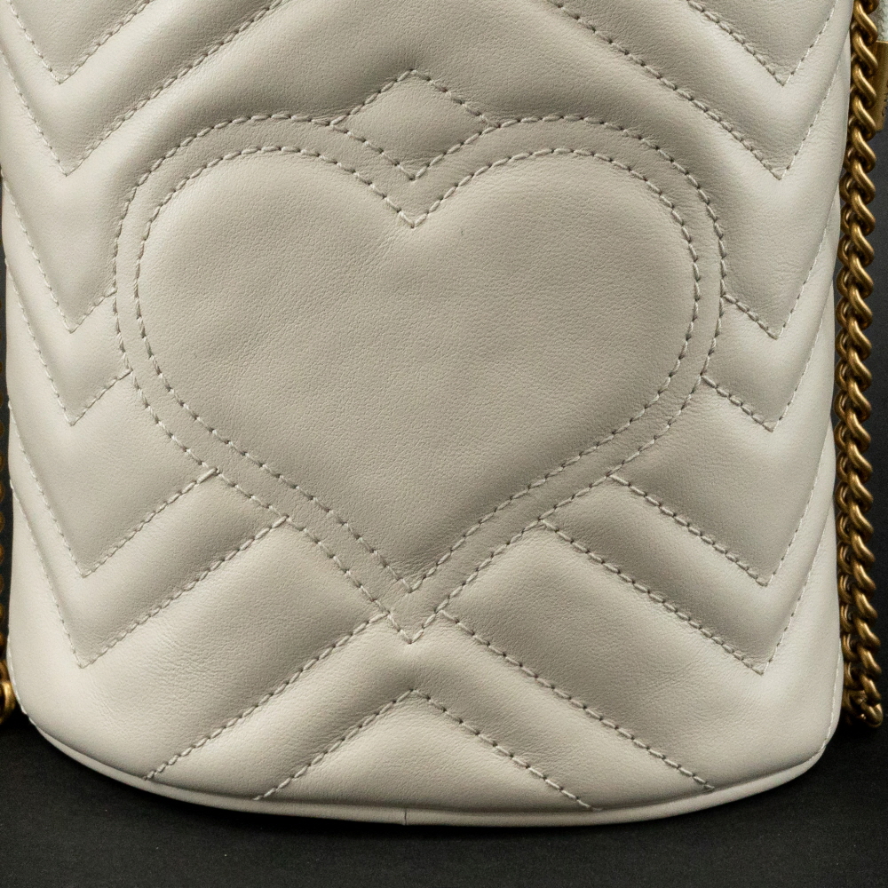 601129_42260068_23.jpg