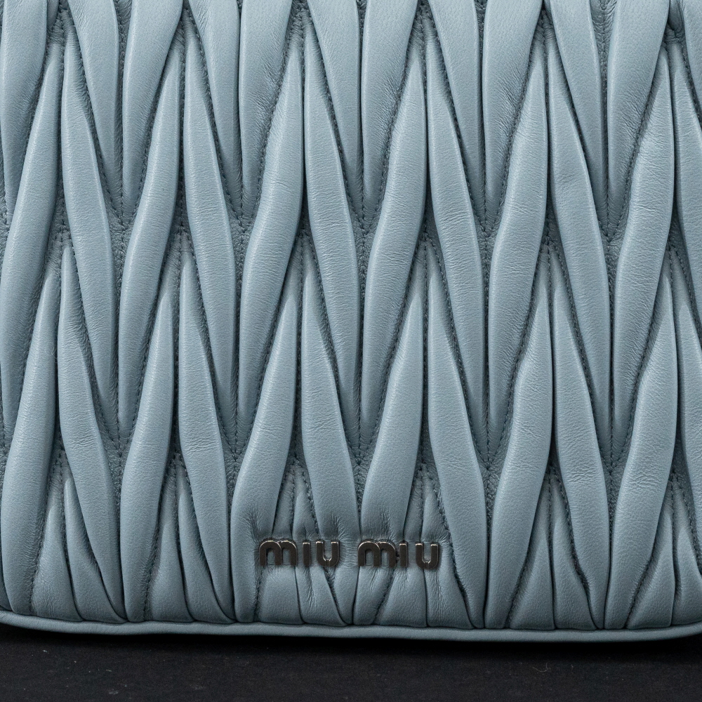 601129_42261046_19.jpg